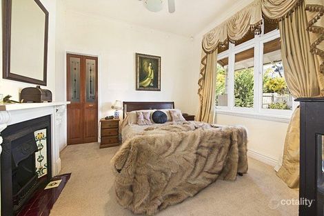 Property photo of 10 Kooringa Road Carnegie VIC 3163