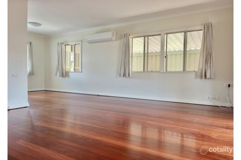 Property photo of 57 Deakin Avenue Southport QLD 4215
