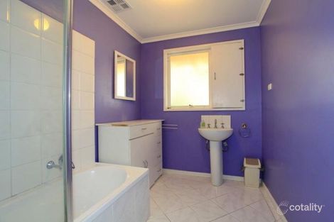 Property photo of 1 Balliol Common Sunbury VIC 3429