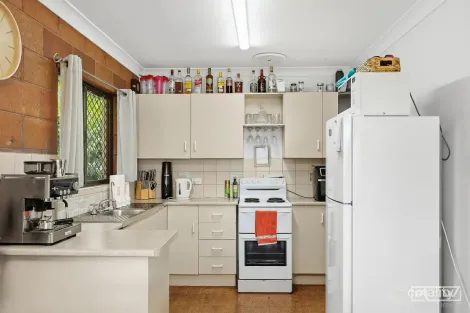 Property photo of 13 Salisbury Street Barlows Hill QLD 4703