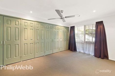 Property photo of 1 Sally Court Warranwood VIC 3134