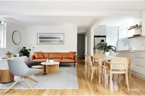 2/25 Fletcher St, Tamarama, NSW 2026