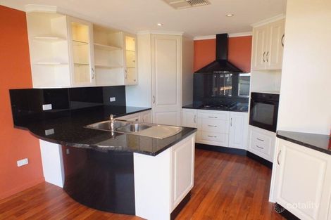 Property photo of 3 Lang Court Happy Valley SA 5159