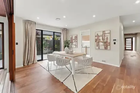 Property photo of 46 Kookaburra Circuit Rochedale QLD 4123