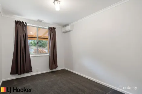 Property photo of 1 Creed Place Macgregor ACT 2615