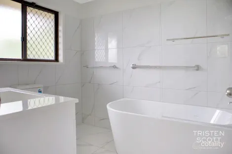 Property photo of 31 Malbon Street Eight Mile Plains QLD 4113