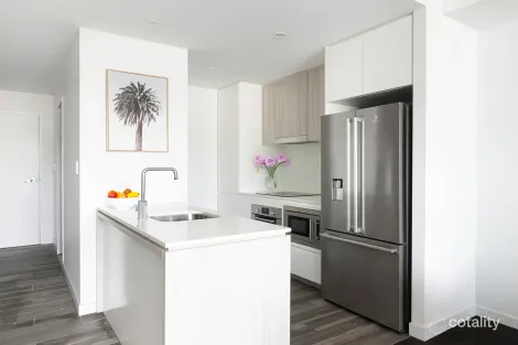 Property photo of 212/5 Mooramba Road Dee Why NSW 2099