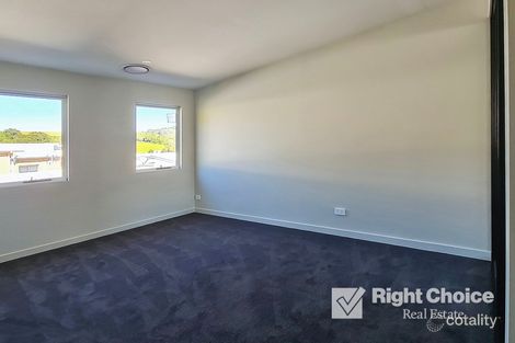 Property photo of 4/5 Whistlers Run Albion Park NSW 2527