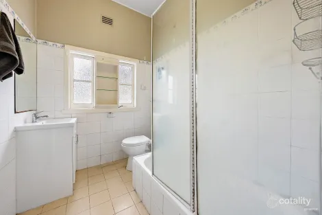 Property photo of 1/285 Sandgate Road Shortland NSW 2307