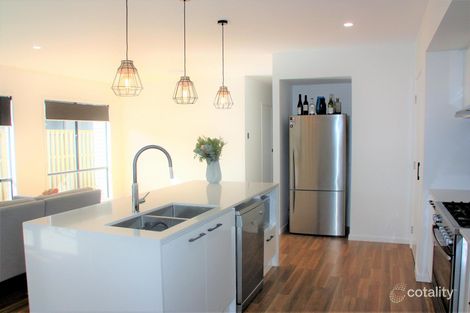 Property photo of 15 Lindeman Circuit Pimpama QLD 4209