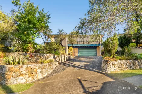 3 Redgrave St, Stafford Heights, QLD 4053