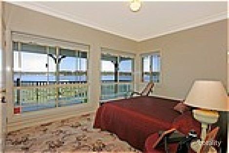 Property photo of 2 Kendall Crescent Burrill Lake NSW 2539