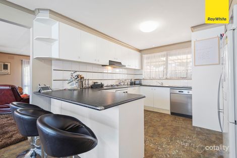Property photo of 33 Argyll Circuit Melton West VIC 3337