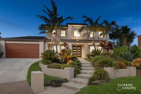 10 Ravenscourt Cl, Rowville, VIC 3178