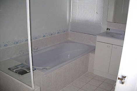 23 Lesueur Dr, Jurien Bay, WA 6516