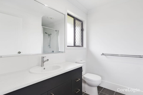 Property photo of 37 John Oxley Drive Gracemere QLD 4702