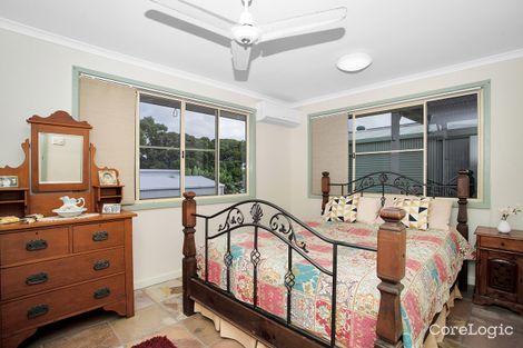 Property photo of 18 Ferries Terrace Sarina Beach QLD 4737