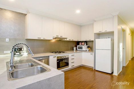 Property photo of 1/30 East Gateway Wyndham Vale VIC 3024