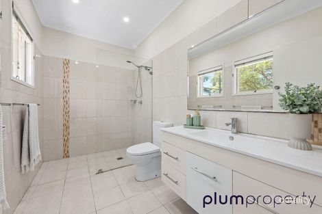 Property photo of 43 Highland Terrace St Lucia QLD 4067