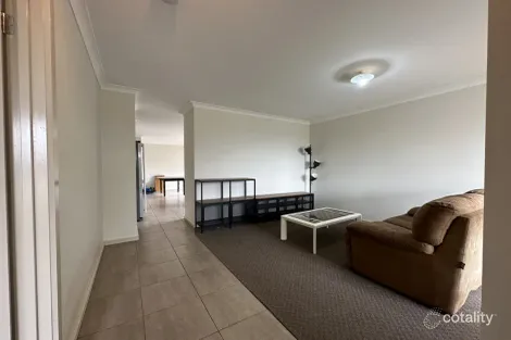 Property photo of 27 College Square Bacchus Marsh VIC 3340