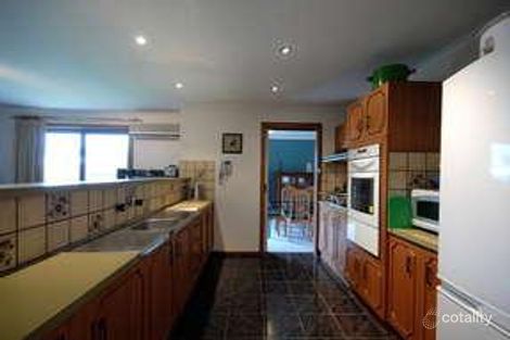 Property photo of 15 Reisling Road Wynn Vale SA 5127