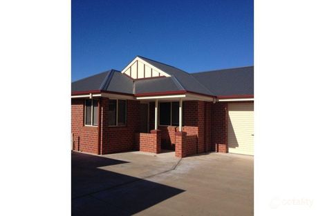 3/430 Parnall St, Lavington, NSW 2641