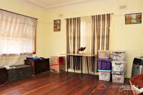 Property photo of 30 Mair Street Turvey Park NSW 2650