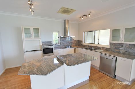 Property photo of 50 Koppen Terrace Mooroobool QLD 4870