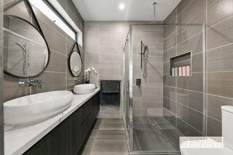 Property photo of 42 Scenery Drive Craigieburn VIC 3064