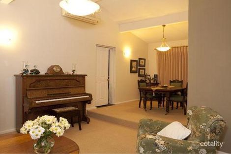 Property photo of 14 Chilham Close Marangaroo WA 6064