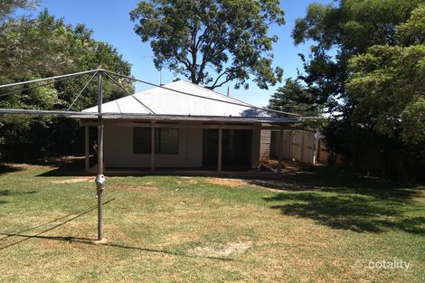 Property photo of 33 Alford Street Mount Lofty QLD 4350