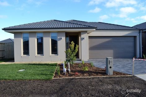 Property photo of 22 Lotus Street Pakenham VIC 3810