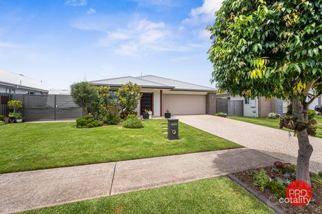Property photo of 14 Watergum Close Sapphire Beach NSW 2450
