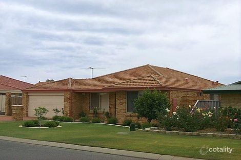 3 Gardiner Hts, Kinross, WA 6028