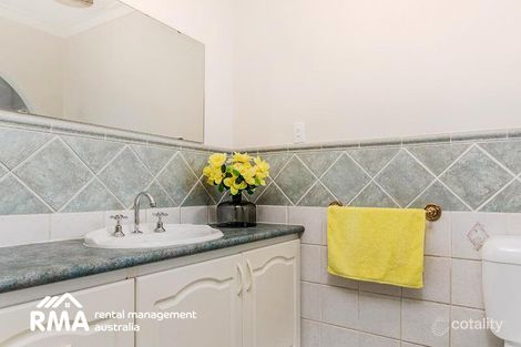 Property photo of 46 Hartland Way Warnbro WA 6169