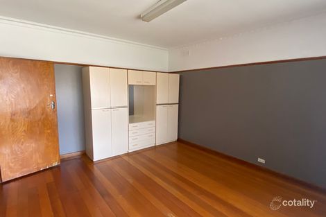 Property photo of 26 Balcombe Street Sunshine North VIC 3020