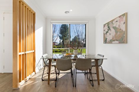 Property photo of 4 Ely Walk Craigieburn VIC 3064