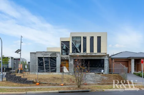 49 Wallarah Cct, Gregory Hills, NSW 2557