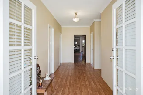 Property photo of 17 Hamlet Pass Pinjarra WA 6208