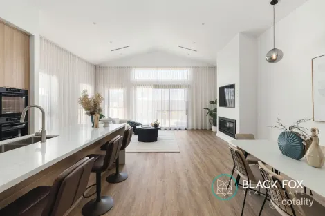 Property photo of 14 Basil Street Dromana VIC 3936