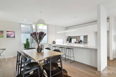 2/15-17 Railway Rd, Blackburn, VIC 3130