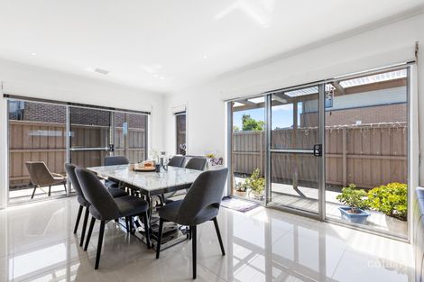 Property photo of 11 Botanic Place Wantirna South VIC 3152