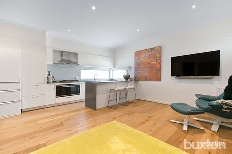 Property photo of 12/183 Beach Road Mordialloc VIC 3195