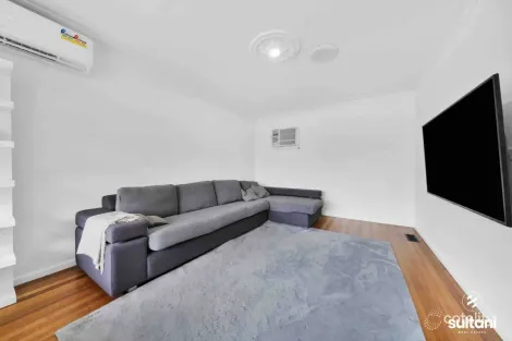 Property photo of 4 Glenys Court Dandenong VIC 3175