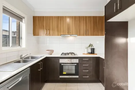 Property photo of 21/335 Grand Boulevard Craigieburn VIC 3064