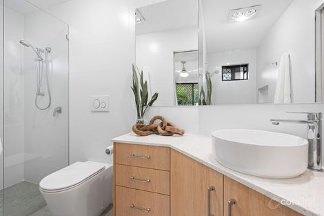 Property photo of 7 Janine Street Wynnum West QLD 4178