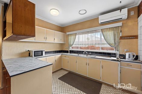 Property photo of 44 Eddie Street St Albans VIC 3021