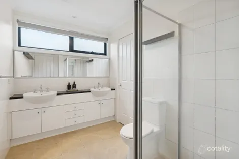 Property photo of 1/24 Miranda Road Reservoir VIC 3073