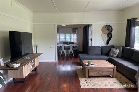 Property photo of 5 Bourke Street Park Avenue QLD 4701