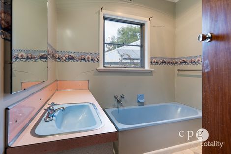 Property photo of 4 Camp Crescent Castlemaine VIC 3450